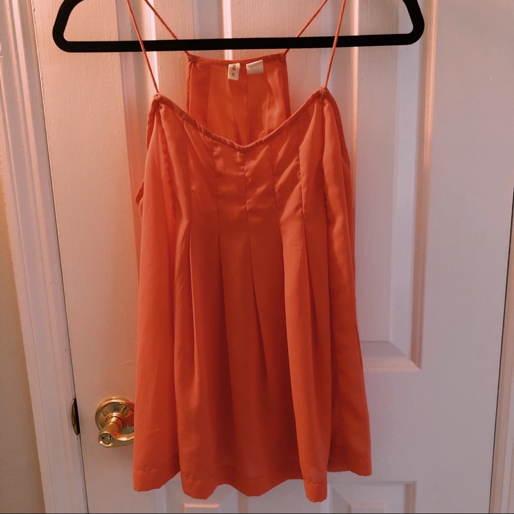 coral tank top